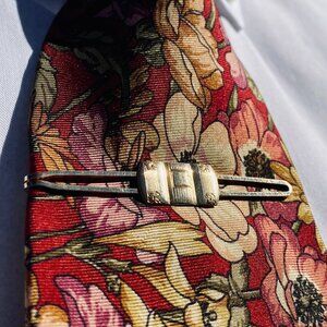 Vintage SWANK Gold Tone Tie Bar